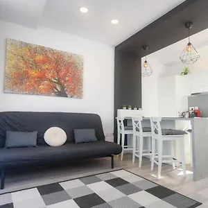 Sarah's Penthouse In , Sliema Malta