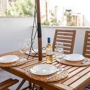 Brand New 2 Bed 2 Bath In By The Sea Appartamento