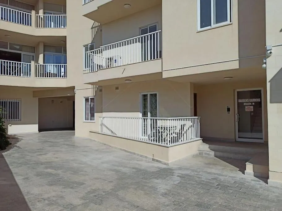 Sliema Modern 2-Bed Apartment