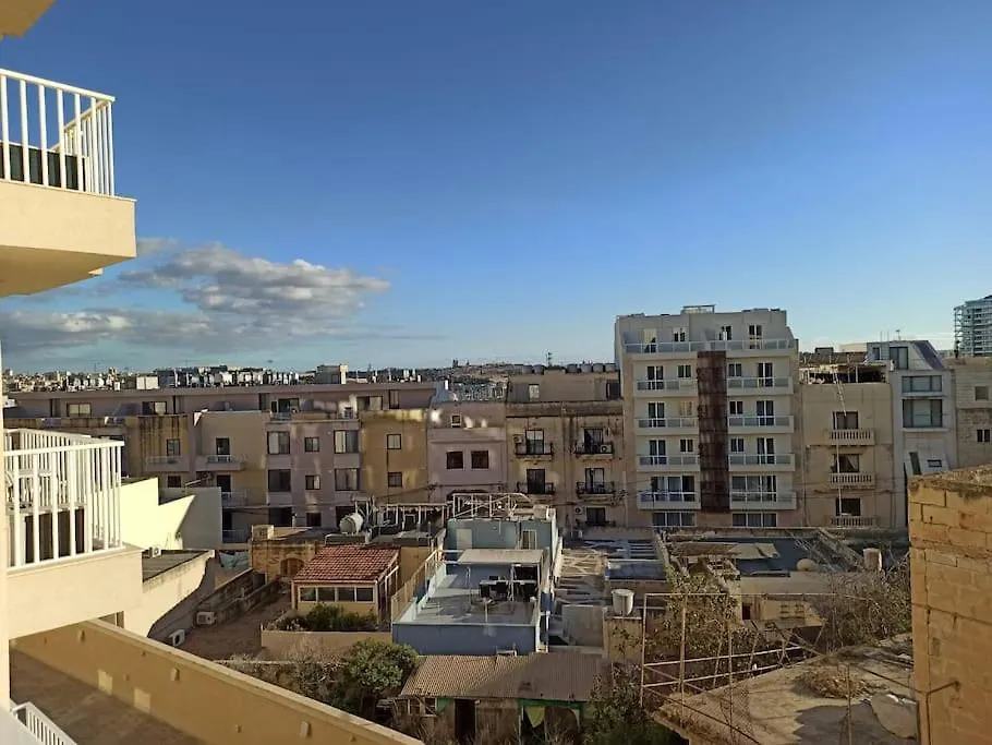 Sliema Modern 2-Bed Apartment